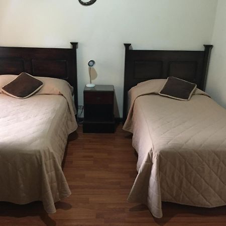 Comfort Hostel Guatemala City Екстер'єр фото