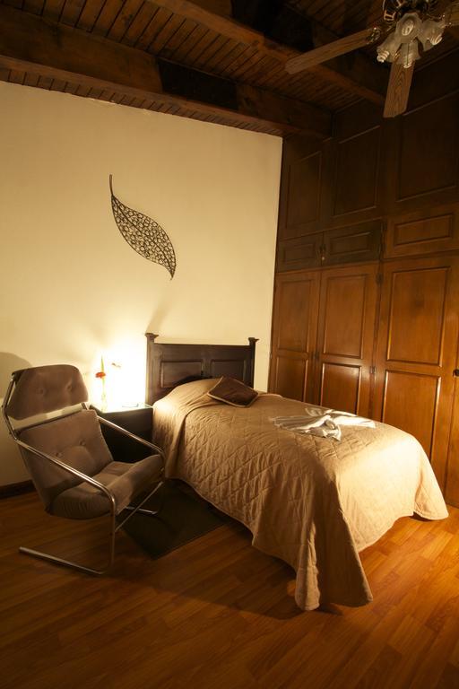 Comfort Hostel Guatemala City Екстер'єр фото
