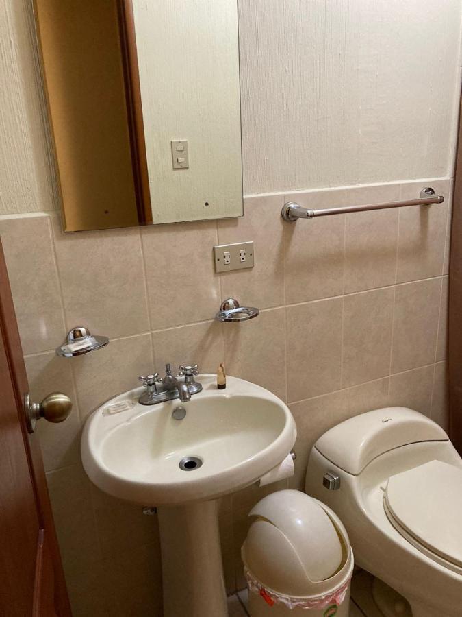 Comfort Hostel Guatemala City Екстер'єр фото